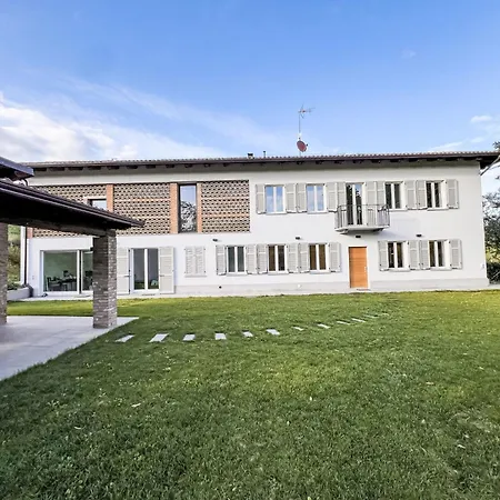 Cuadrat By Interhome Isola d'Asti