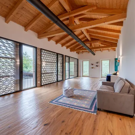 Cuadrat By Interhome Isola d'Asti