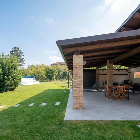 Cuadrat By Interhome *