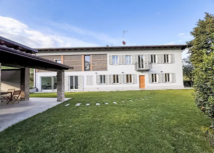 Cuadrat By Interhome Isola d'Asti